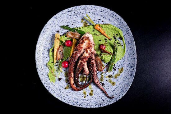 HUB Food Art & Lounge
