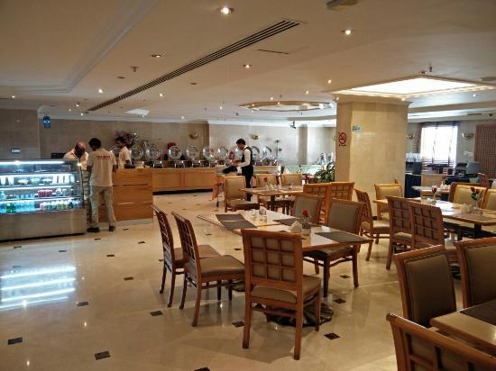 Golden Sands 10