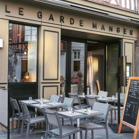 Le Garde Manger