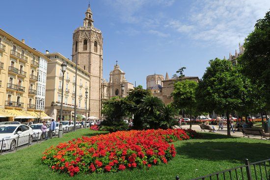 Plaça de la Reina
