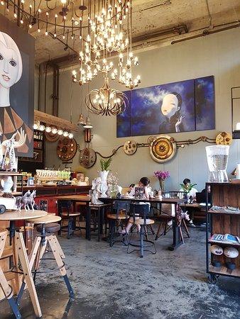 Fact Cafe