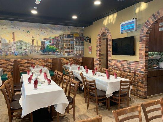 Androon Lahore Restaurant