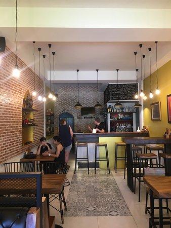 Drop In Bar & Restaurant