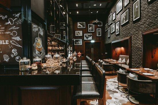 Mulberry Tavern