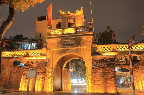 Porte de la vieille ville d'Hanoï