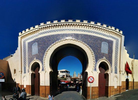 Porte bleue