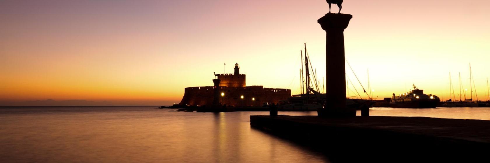 Port de Mandraki