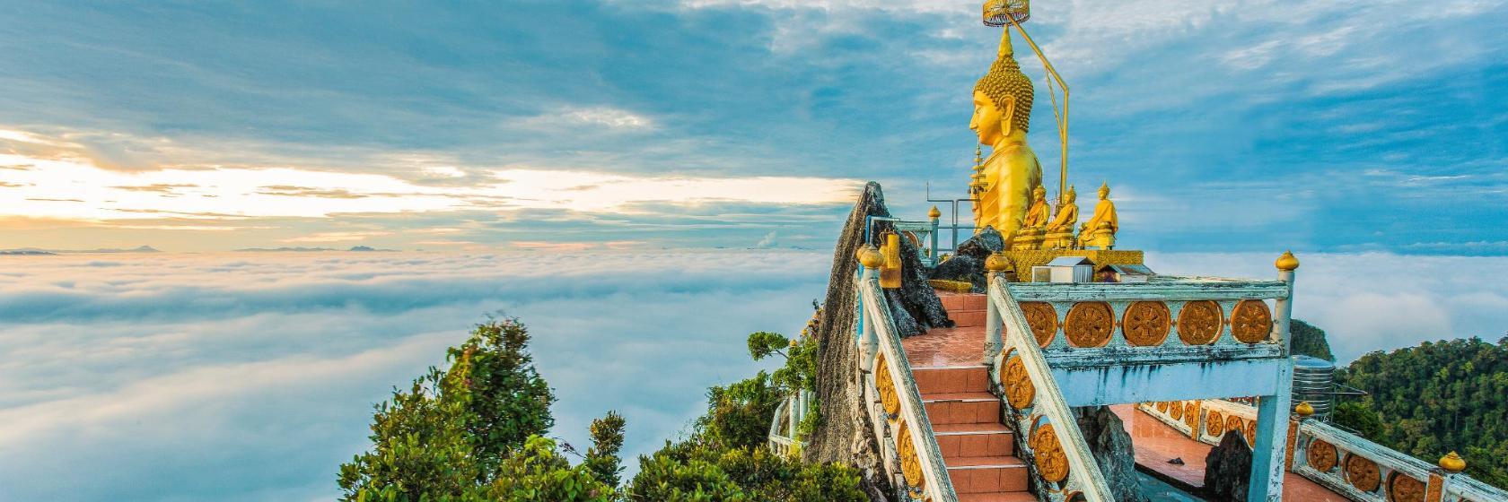 Temple Wat Tham Sua